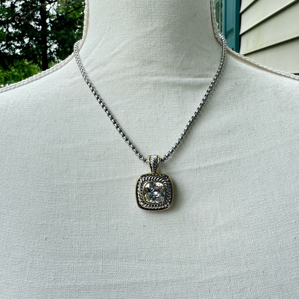 NECKLACE - Picture 6 of 14
